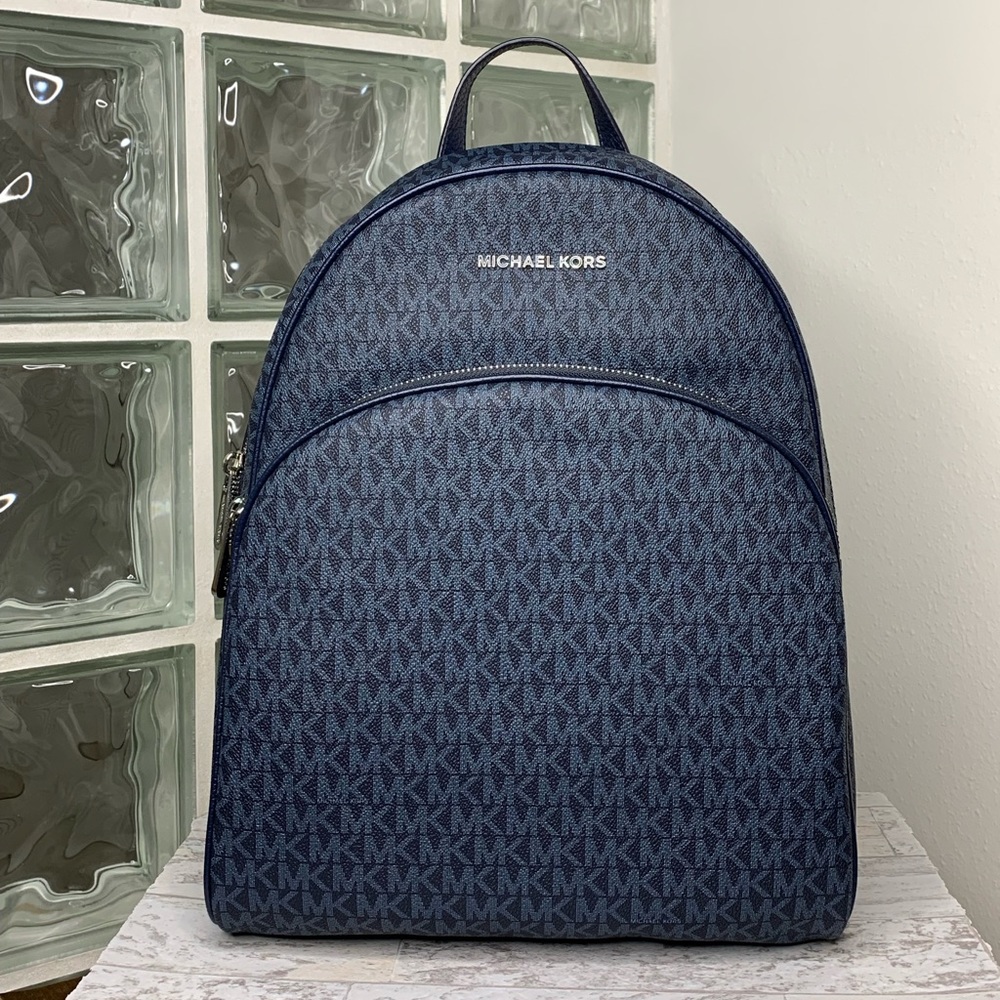 🔥SALE🔥Michael Kors Large Backpack